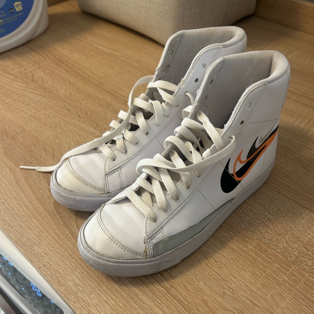 Kids Nike high top sneakers